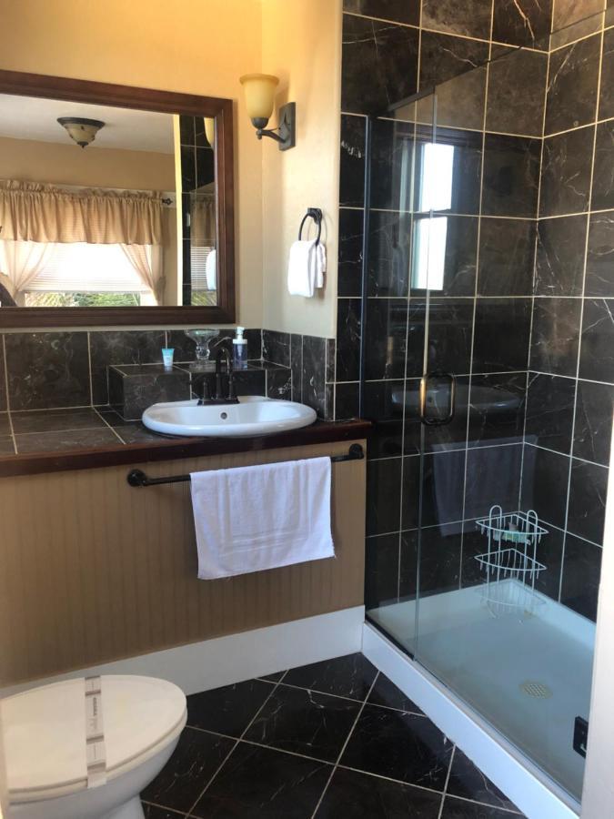 בניסיה Shorelight Inn מראה חיצוני תמונה
